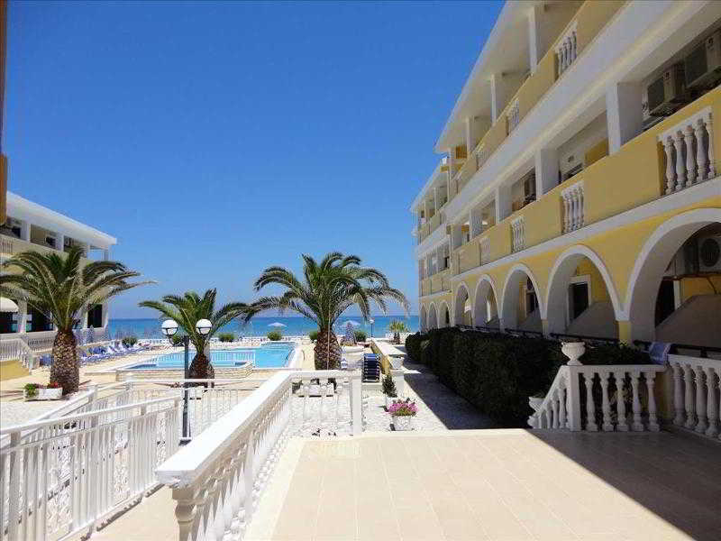 Отель Konstantin Beach Закинтос Экстерьер фото