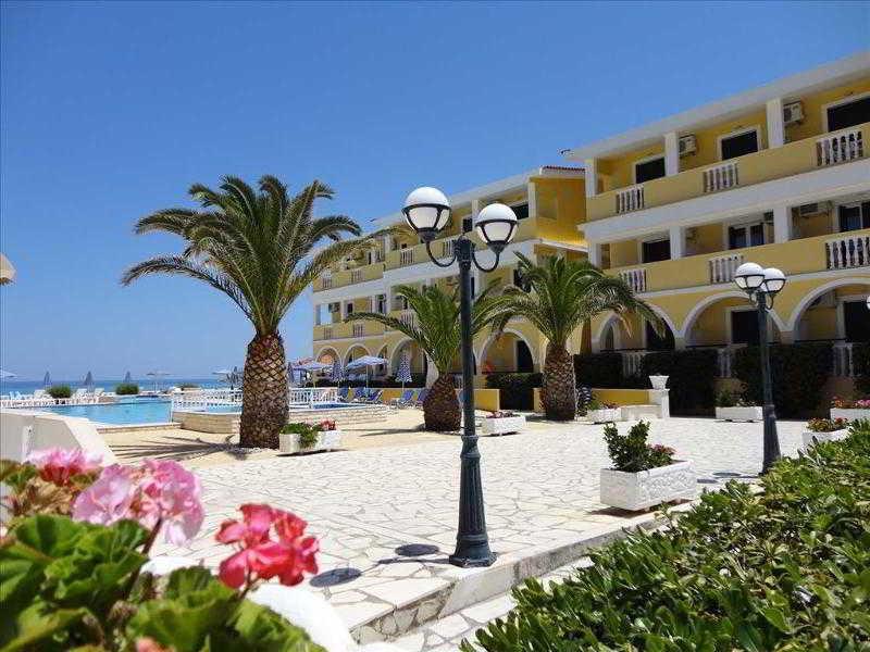 Отель Konstantin Beach Закинтос Экстерьер фото